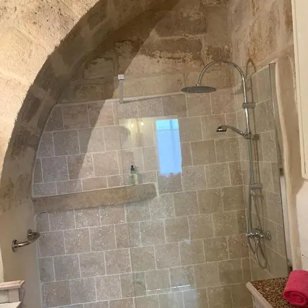 De Charme Dans Le Coeur Historique D'uzes * Uzes