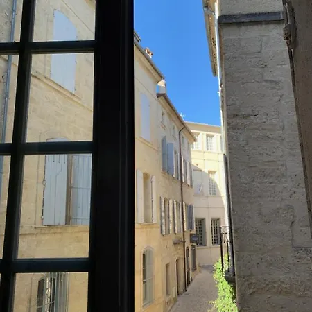 De Charme Dans Le Coeur Historique D'uzes