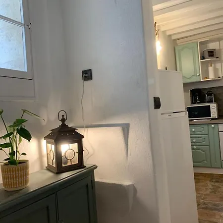 De Charme Dans Le Coeur Historique D'uzes Apartment