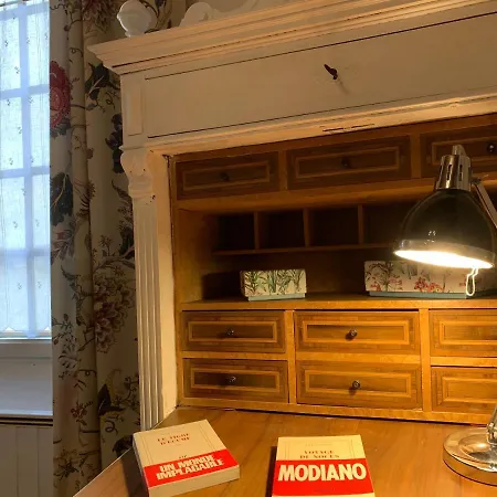 Apartment De Charme Dans Le Coeur Historique D'uzes